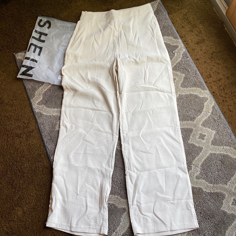 Shein cream wide legged pants. Size small. Never worn